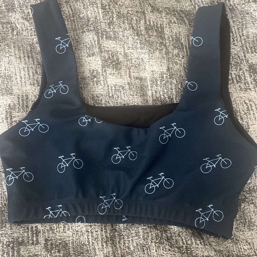 4/$20 Soulcycle Year of Ours Sports Bra Size Small - Picture 3 of 3